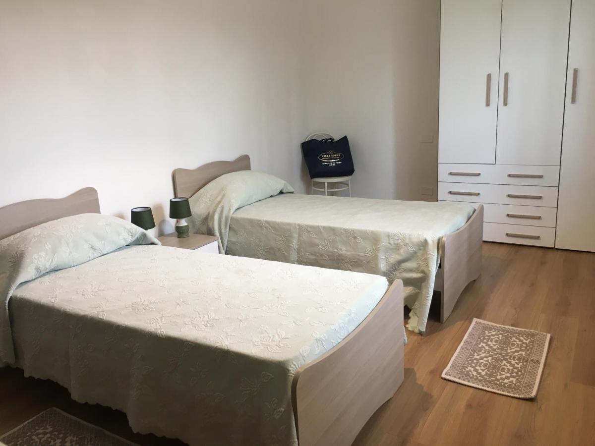 Seaside Apartments Casa Carla E Casa Andrea أولبيا المظهر الخارجي الصورة